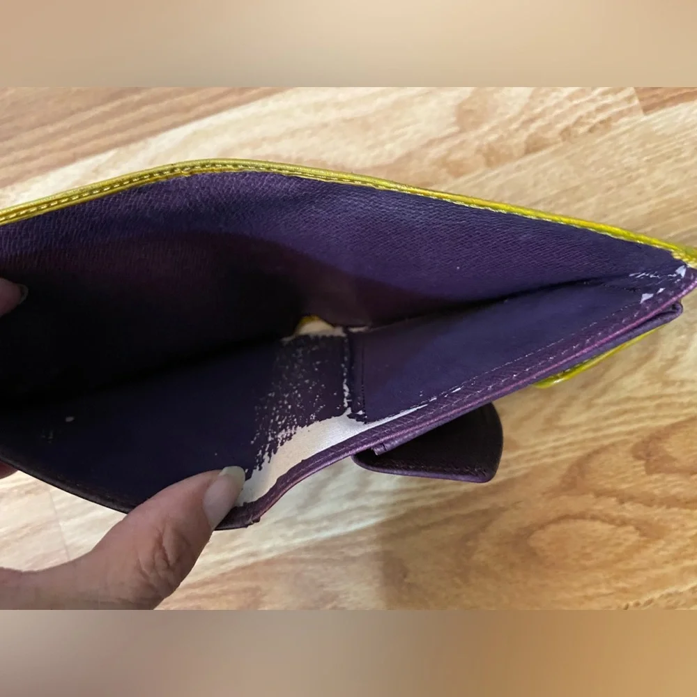 Louis Vuitton Yellow Epi Leather Bifold Wallet -MI0979